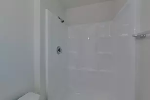 8102 W Heatherbrae Dr, Phoenix, AZ 85033 - Photo 17