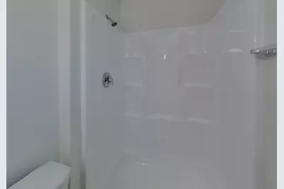 8102 W Heatherbrae Drive, Phoenix, AZ 85033 - Photo 3