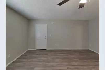 8102 W Heatherbrae Drive, Phoenix, AZ 85033 - Photo 21