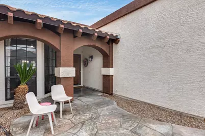 1042 W Newport Beach Drive, Gilbert, AZ 85233 - Photo 9