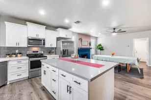 1042 W Newport Beach Dr, Gilbert, AZ 85233 - Photo 19