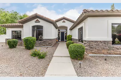 300 S Banning Court, Gilbert, AZ 85296 - Photo 5