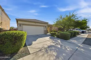 8881 W Cameron Dr, Peoria, AZ 85345 - Photo 5
