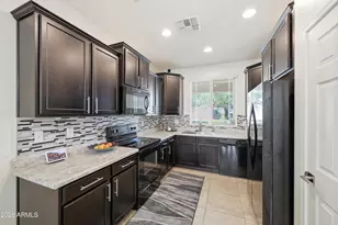 8881 W Cameron Dr, Peoria, AZ 85345 - Photo 13