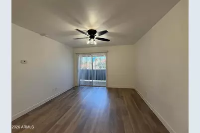 302 E Monte Vista Road #B5, Phoenix, AZ 85004 - Photo 3