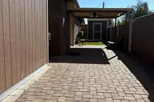 3229 N 54th Ln, Phoenix, AZ 85031 - Photo 9