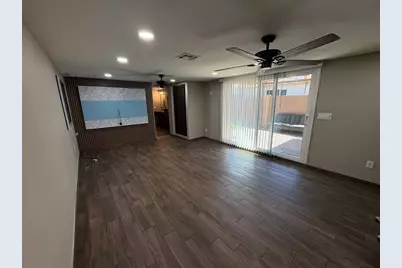 3229 N 54th Lane #C, Phoenix, AZ 85031 - Photo 1