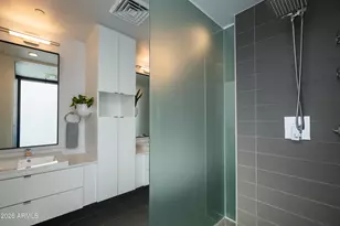 200 W Portland St, Phoenix, AZ 85003 - Photo 33