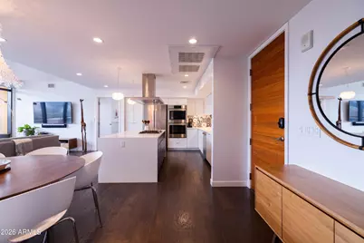 200 W Portland Street #827, Phoenix, AZ 85003 - Photo 3