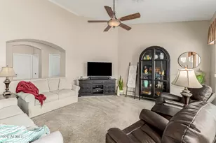 7041 W Greenbriar Dr, Glendale, AZ 85308 - Photo 7