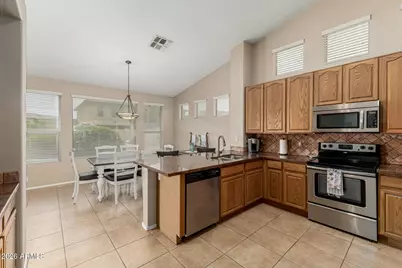 7041 W Greenbriar Drive, Glendale, AZ 85308 - Photo 13