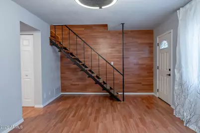 5365 N Black Cyn Highway, Phoenix, AZ 85015 - Photo 5