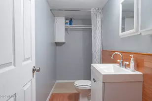 5365 N Black Cyn Hwy, Phoenix, AZ 85015 - Photo 11