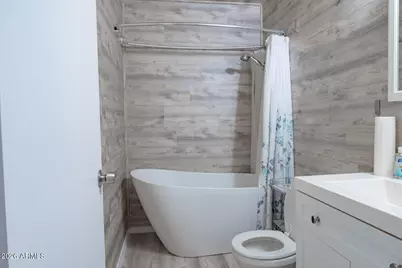 5365 N Black Cyn Highway, Phoenix, AZ 85015 - Photo 13