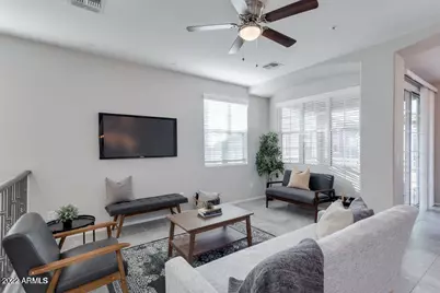 4763 E Red Oak Lane #Unit 101, Gilbert, AZ 85297 - Photo 3