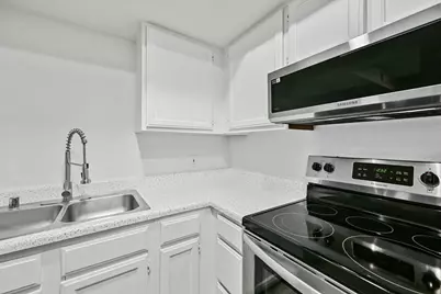 1075 E Chandler Boulevard #Unit 120, Chandler, AZ 85225 - Photo 15