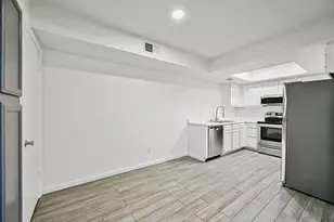 1075 E Chandler Blvd, Chandler, AZ 85225 - Photo 49