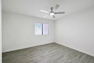 1075 E Chandler Blvd, Chandler, AZ 85225 - Photo 37