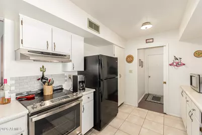 9474 E Sun Lakes Boulevard N, Sun Lakes, AZ 85248 - Photo 17