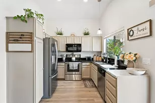 6768 S Russet Sky Way, Gold Canyon, AZ 85118 - Photo 7