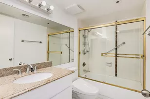 7950 E Camelback Rd, Scottsdale, AZ 85251 - Photo 17