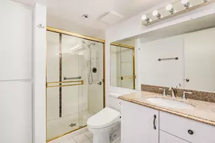 7950 E Camelback Rd, Scottsdale, AZ 85251 - Photo 13