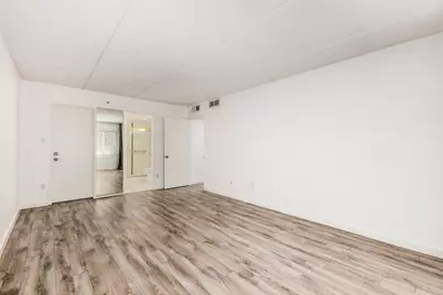 7950 E Camelback Road #305, Scottsdale, AZ 85251 - Photo 11