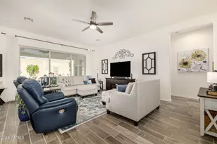 11634 W Andrew Ln, Peoria, AZ 85383 - Photo 13