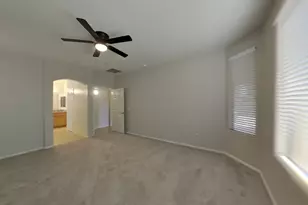 43207 W Lindgren Dr, Maricopa, AZ 85138 - Photo 5