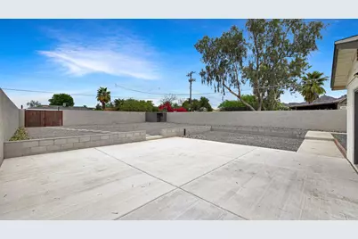 1216 E Desert Park Lane, Phoenix, AZ 85020 - Photo 25
