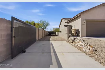 12503 W Carousel Drive, Arizona City, AZ 85123 - Photo 5