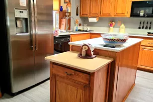 10325 W Floriade Dr, Sun City, AZ 85351 - Photo 7