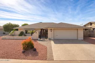 10325 W Floriade Dr, Sun City, AZ 85351 - Photo 1