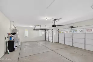 2650 E Bear Creek Ln, Phoenix, AZ 85024 - Photo 37