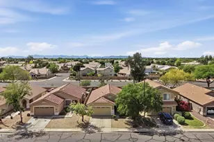 1300 S Heritage Dr, Gilbert, AZ 85296 - Photo 31