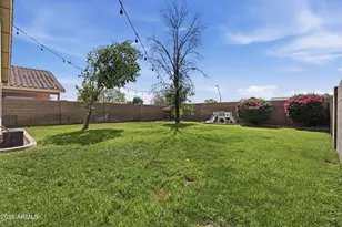 1300 S Heritage Dr, Gilbert, AZ 85296 - Photo 27
