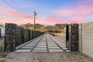 11209 S 39th Ln, Laveen, AZ 85339 - Photo 5