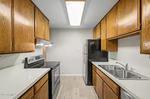5525 E Thomas Rd, Phoenix, AZ 85018 - Photo 5