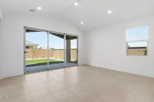 7926 N 76th Dr, Glendale, AZ 85303 - Photo 9