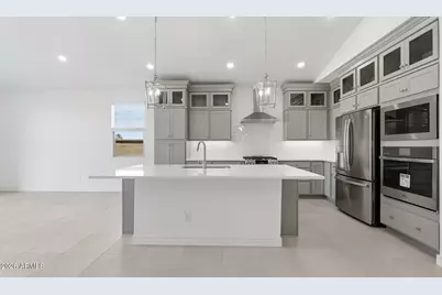7926 N 76th Drive, Glendale, AZ 85303 - Photo 3