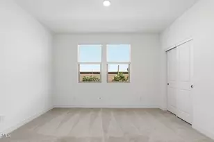 7926 N 76th Dr, Glendale, AZ 85303 - Photo 11