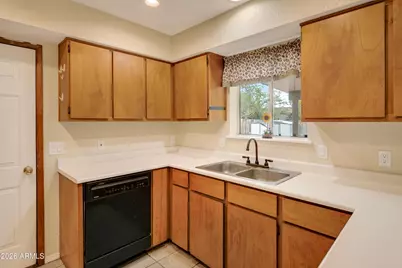 208 W Whipple Drive, Cottonwood, AZ 86326 - Photo 9