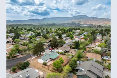 208 W Whipple Drive, Cottonwood, AZ 86326 - Photo 3