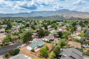 208 W Whipple Dr, Cottonwood, AZ 86326 - Photo 3