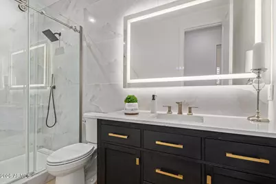 10175 E Cochise Drive, Scottsdale, AZ 85258 - Photo 13