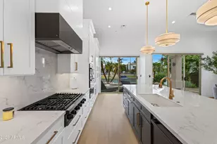 10175 E Cochise Dr, Scottsdale, AZ 85258 - Photo 11