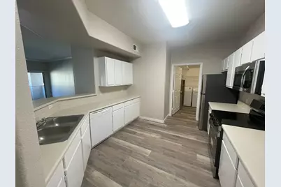 3236 E Chandler Boulevard #Unit 1040, Phoenix, AZ 85048 - Photo 5