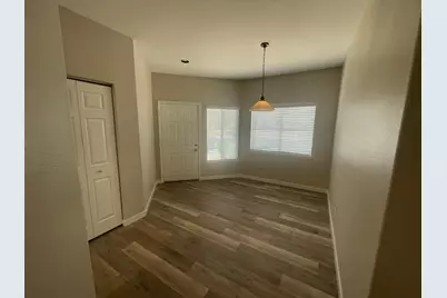 3236 E Chandler Boulevard #Unit 1040, Phoenix, AZ 85048 - Photo 3