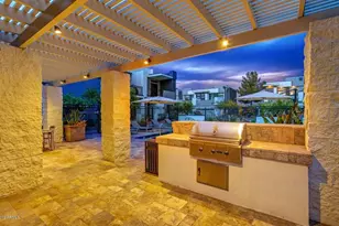 2015 N 50th St, Phoenix, AZ 85008 - Photo 13