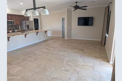 900 S Canal Drive #206, Chandler, AZ 85225 - Photo 5